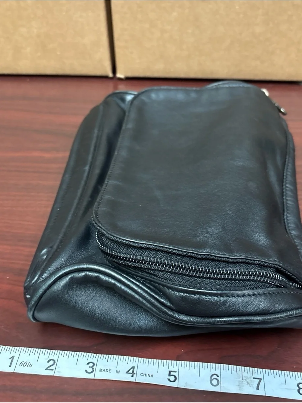 Tumi Black Zip Men's Toiletry Dopp Leather Bag Travel Missing Front Emblem